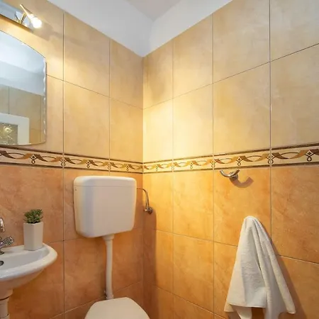 Luxury Center Apartment *